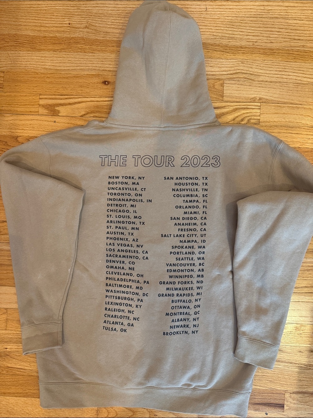Jonas Brothers Hoodie - Tour 2023 - Picture 4 of 4